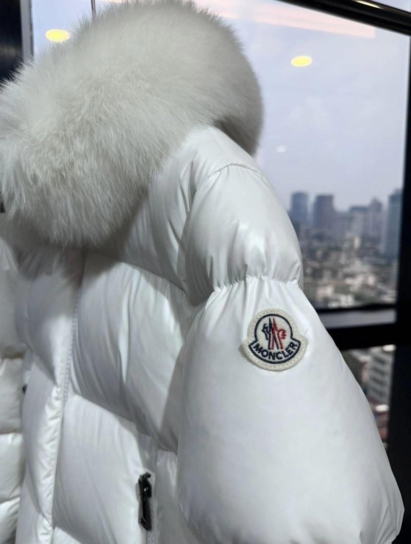 Moncler Down Jackets TimelessDesign 144015