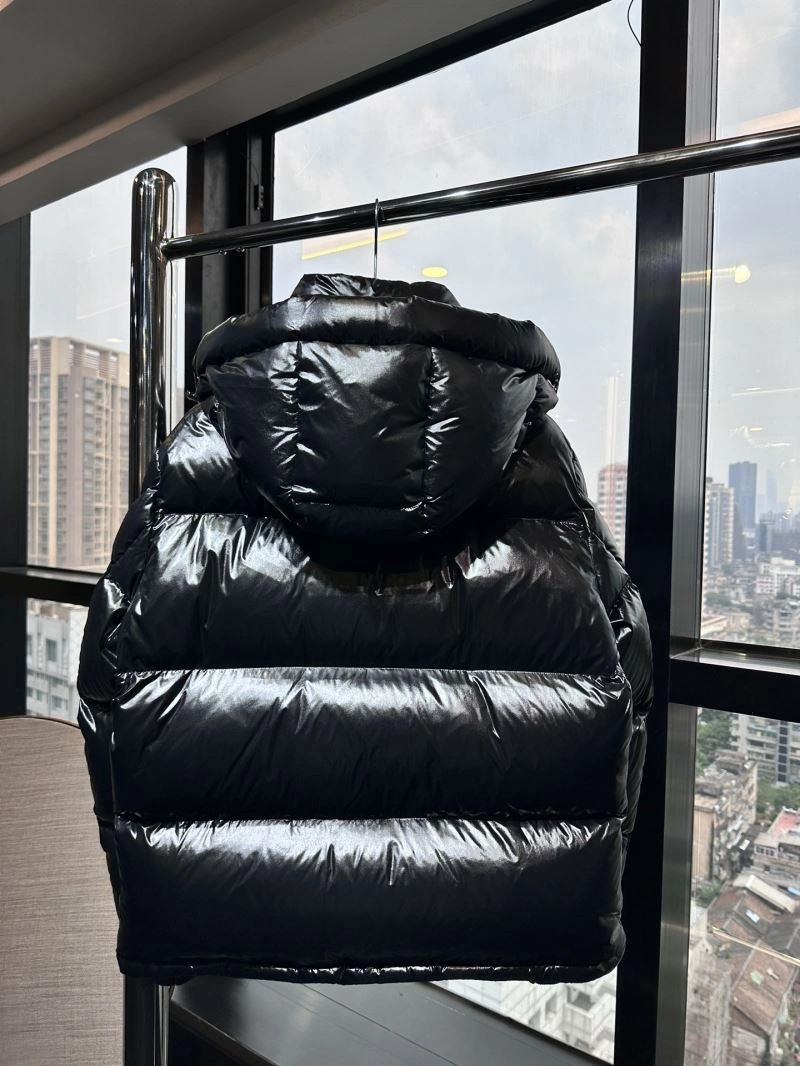 SunProtective Moncler Down Jackets 144004