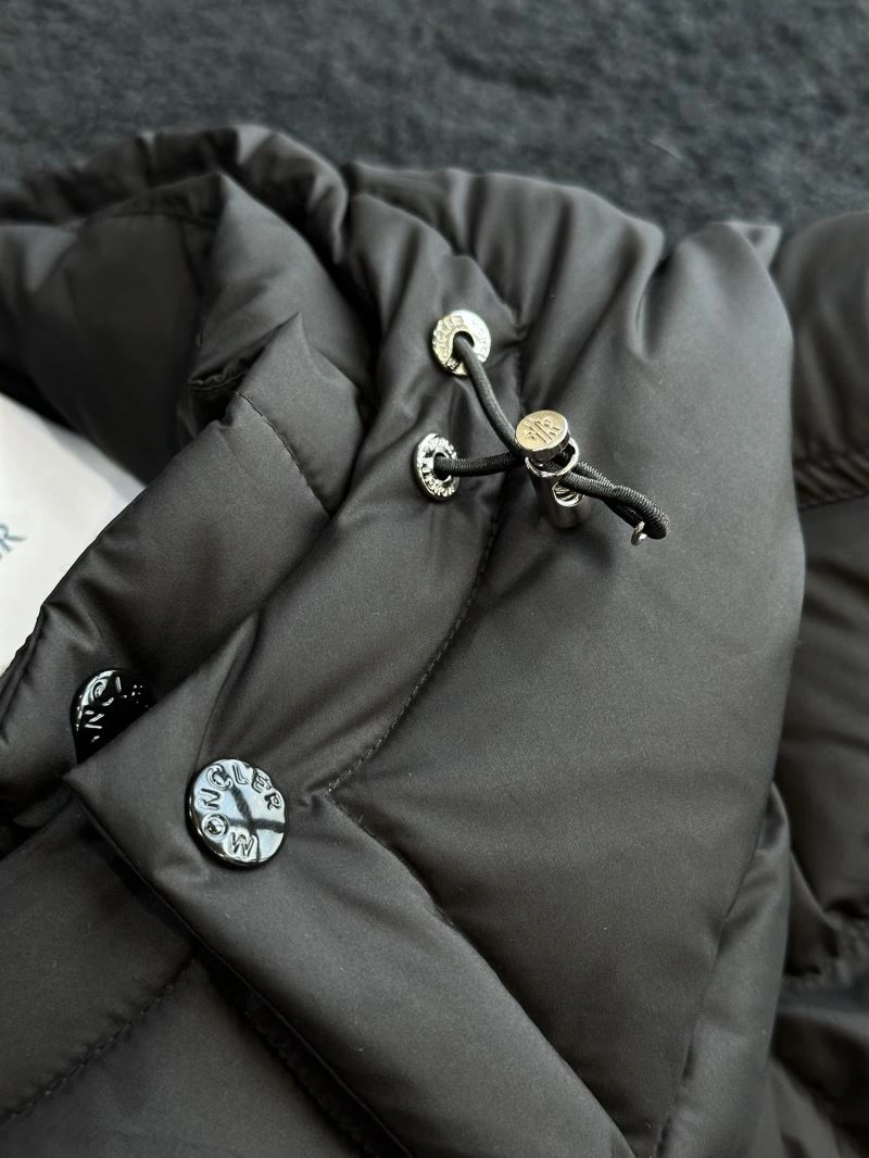 Moncler Down Jackets StreetReady 144002