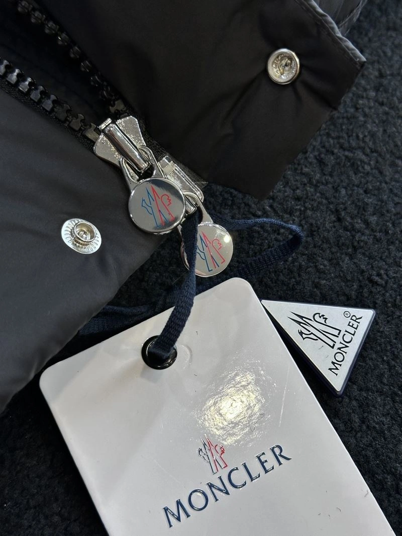 Moncler Down Jackets StreetReady 144002