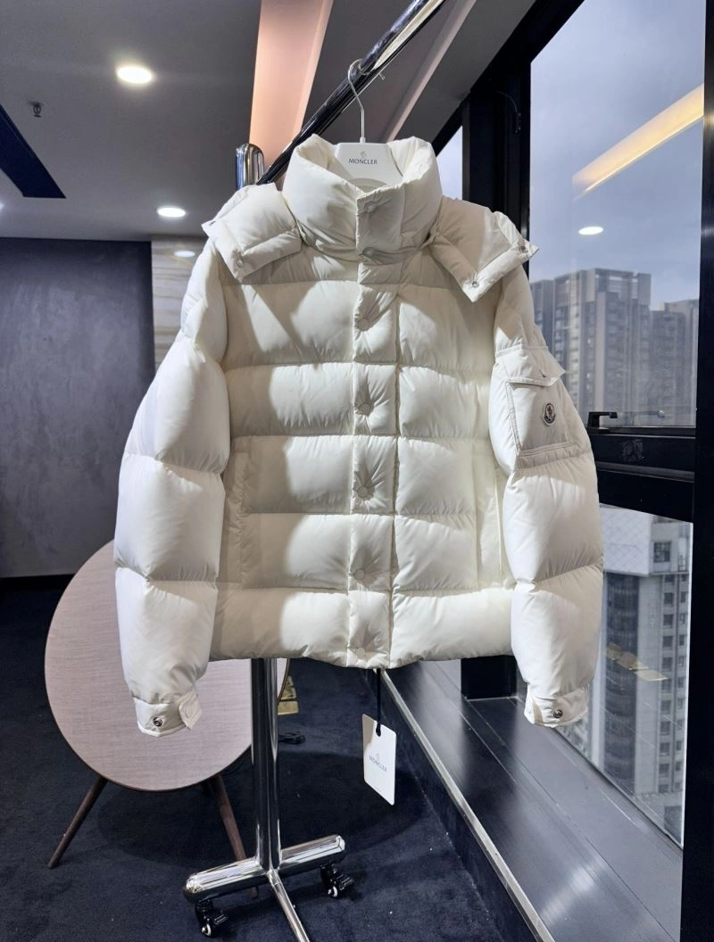 Breathable Moncler Down Jackets 144020