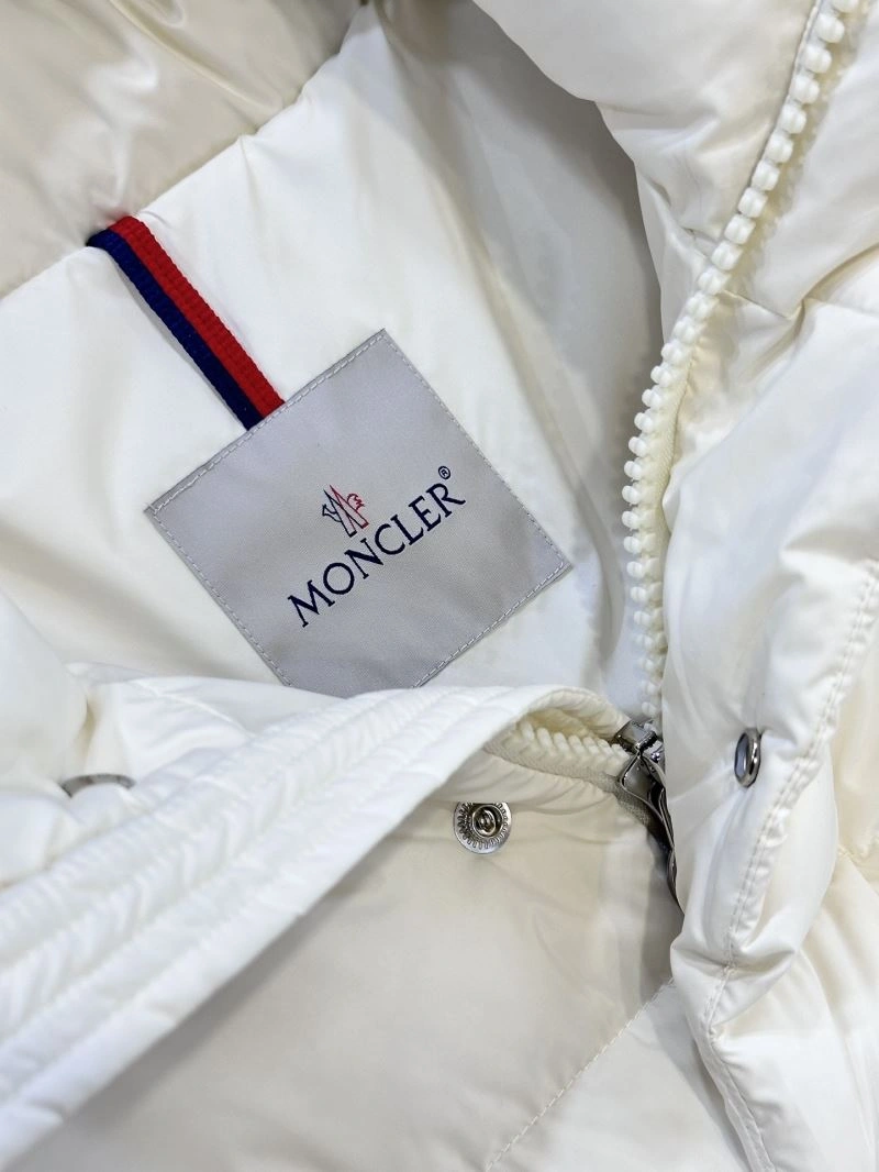 Breathable Moncler Down Jackets 144020
