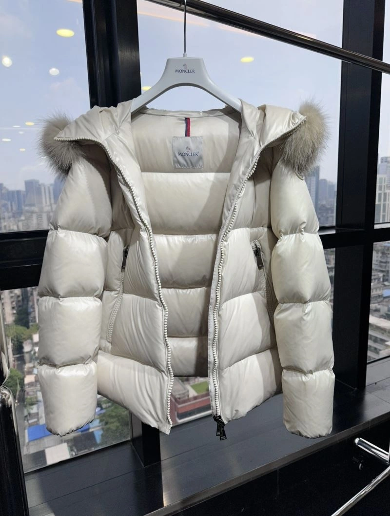 Packable Moncler Down Jackets 143998