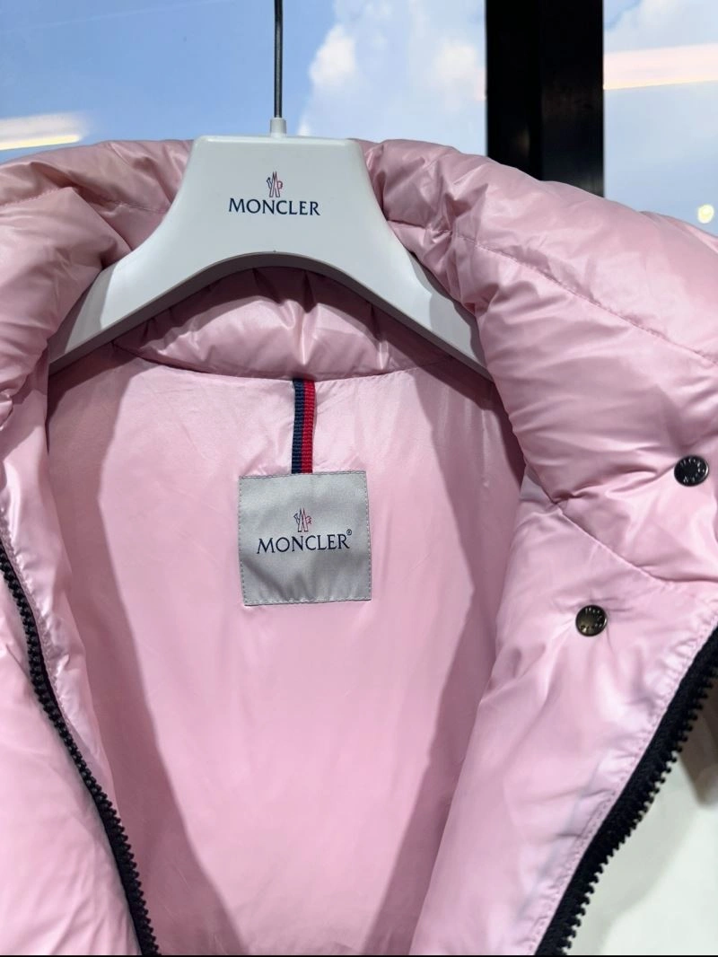 Breathable Moncler Down Jackets 143994