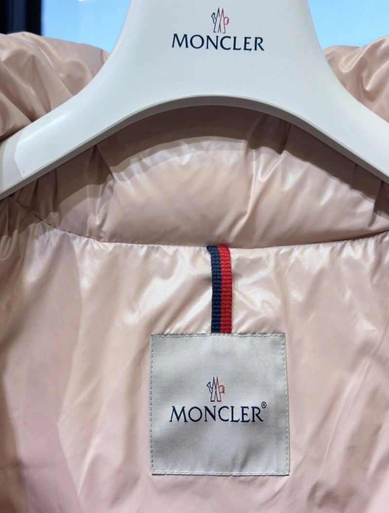 Unisex Moncler Down Jackets 143993