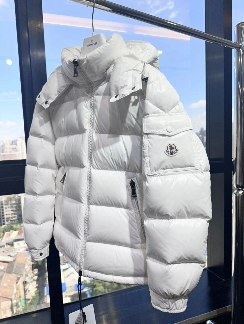Chic Moncler Down Jackets 143995