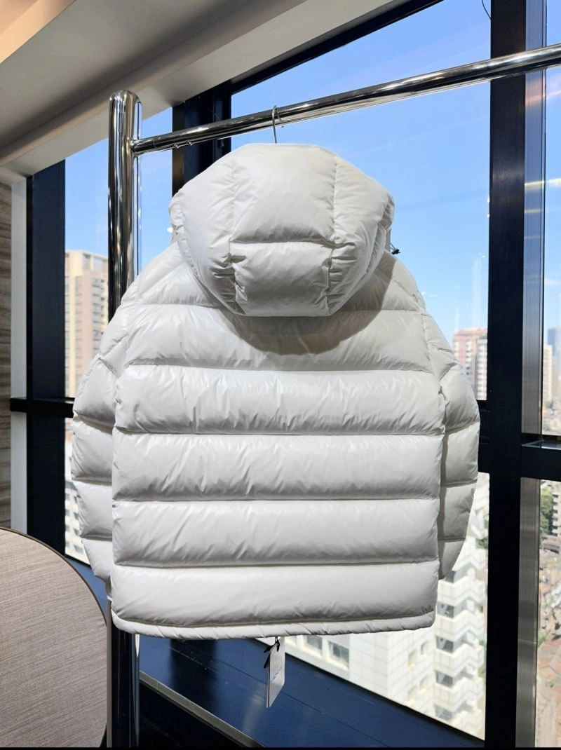 Chic Moncler Down Jackets 143995