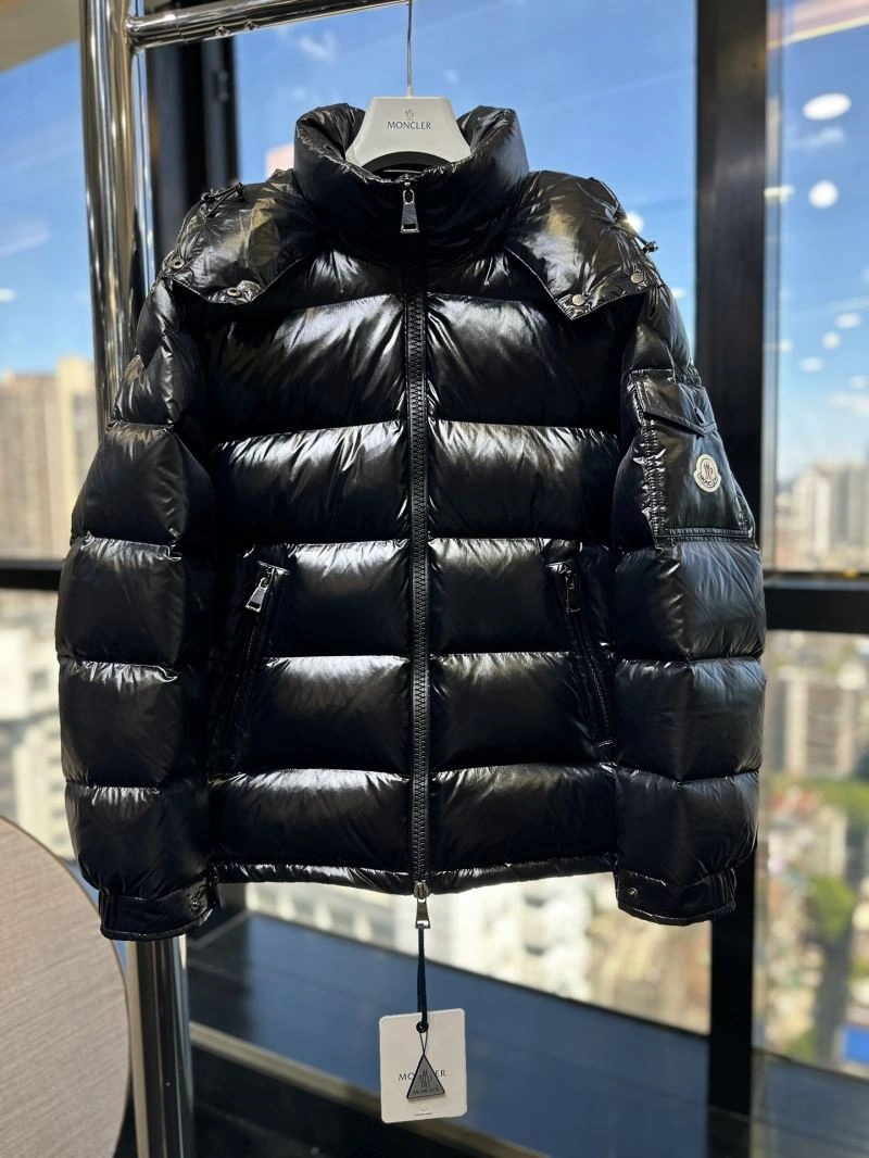 Versatile Moncler Down Jackets 143991