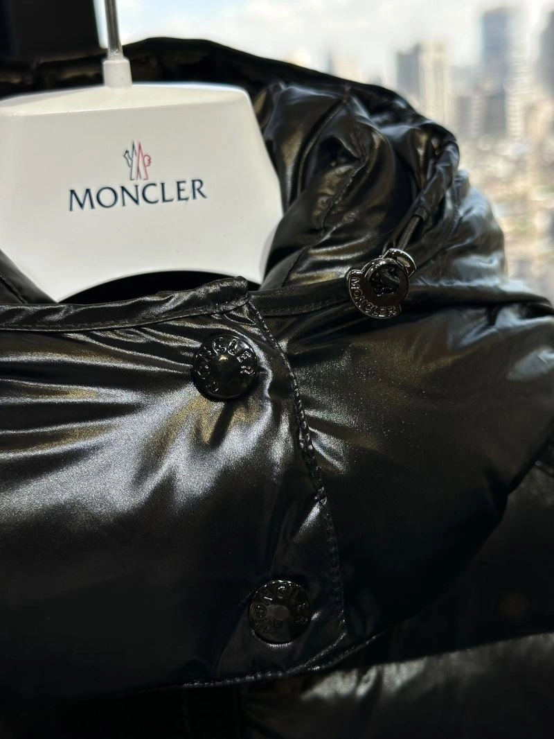 Versatile Moncler Down Jackets 143991