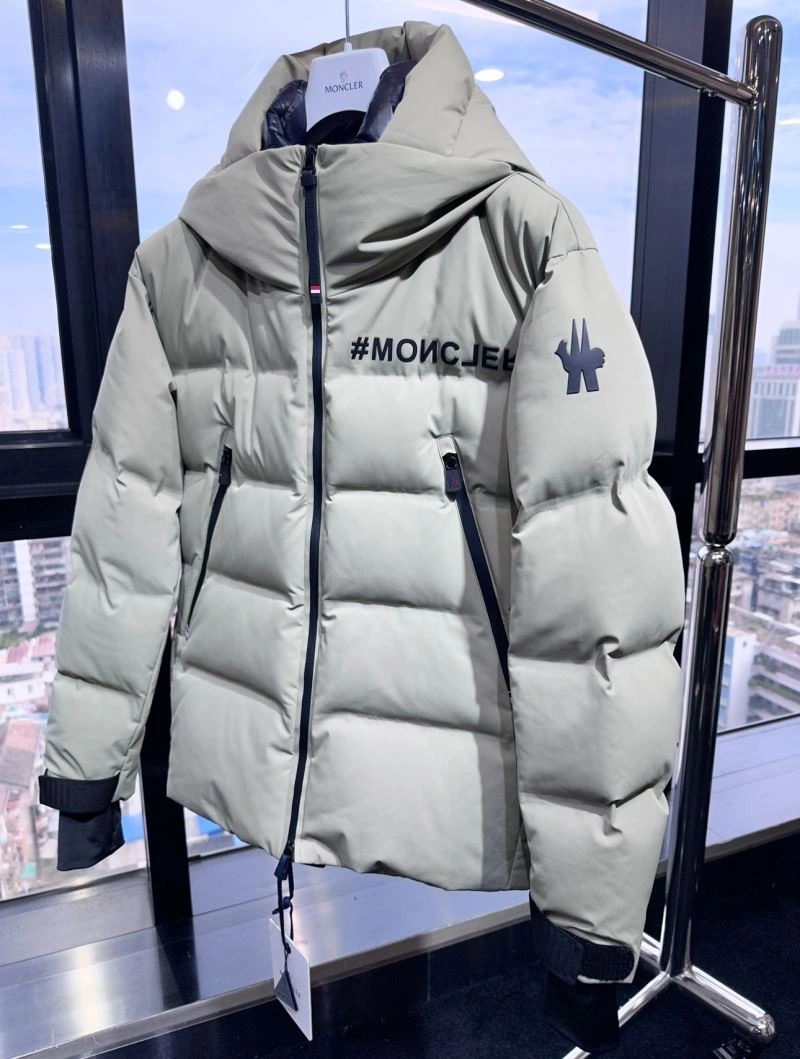 Youthful Moncler Down Jackets 143992
