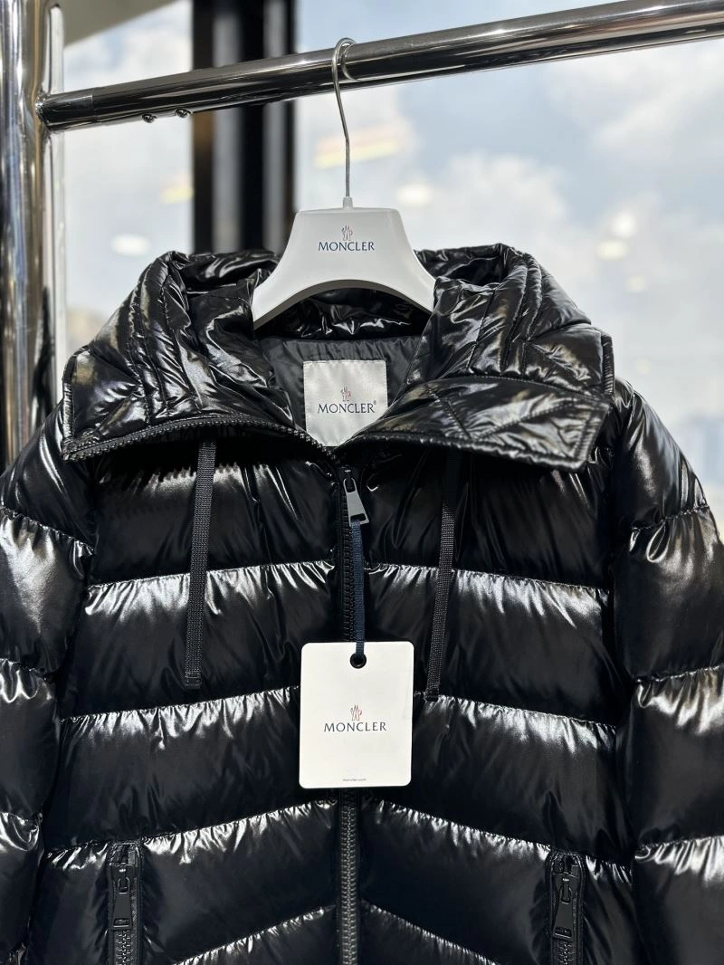 Moncler Down Jackets StreetReady 143990