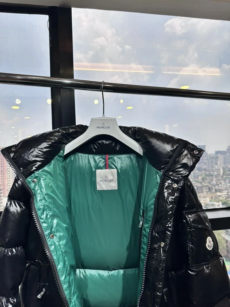 Functional Moncler Down Jackets 143988
