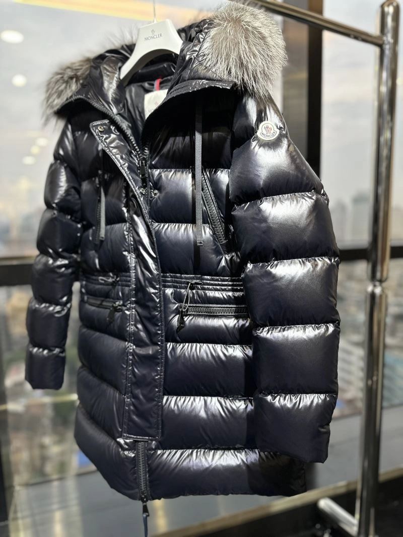 Moncler Down Jackets Sustainable 143983
