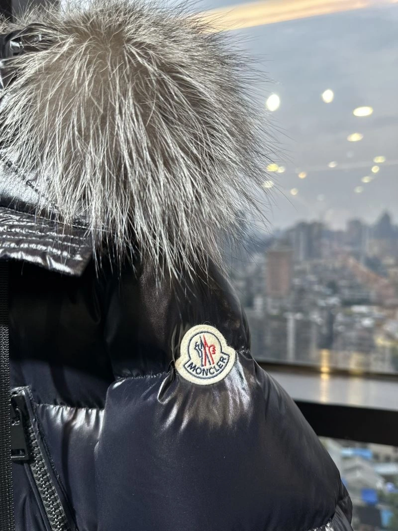 Moncler Down Jackets Sustainable 143983