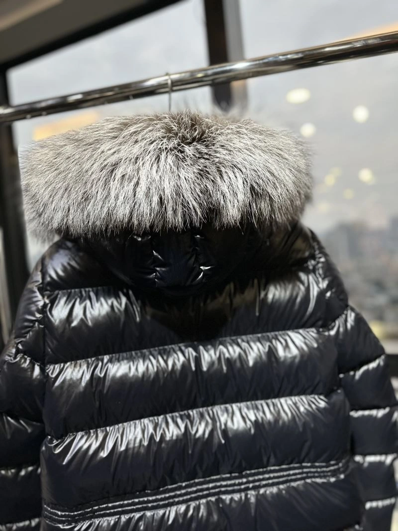 Moncler Down Jackets Sustainable 143983