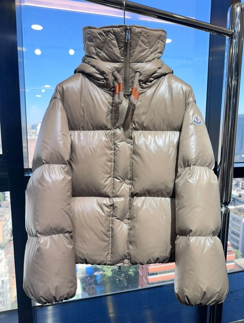 Practical Moncler Down Jackets 143977