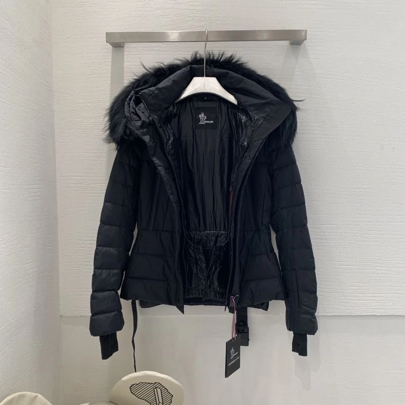 Moncler Down Jackets Efficient 143981