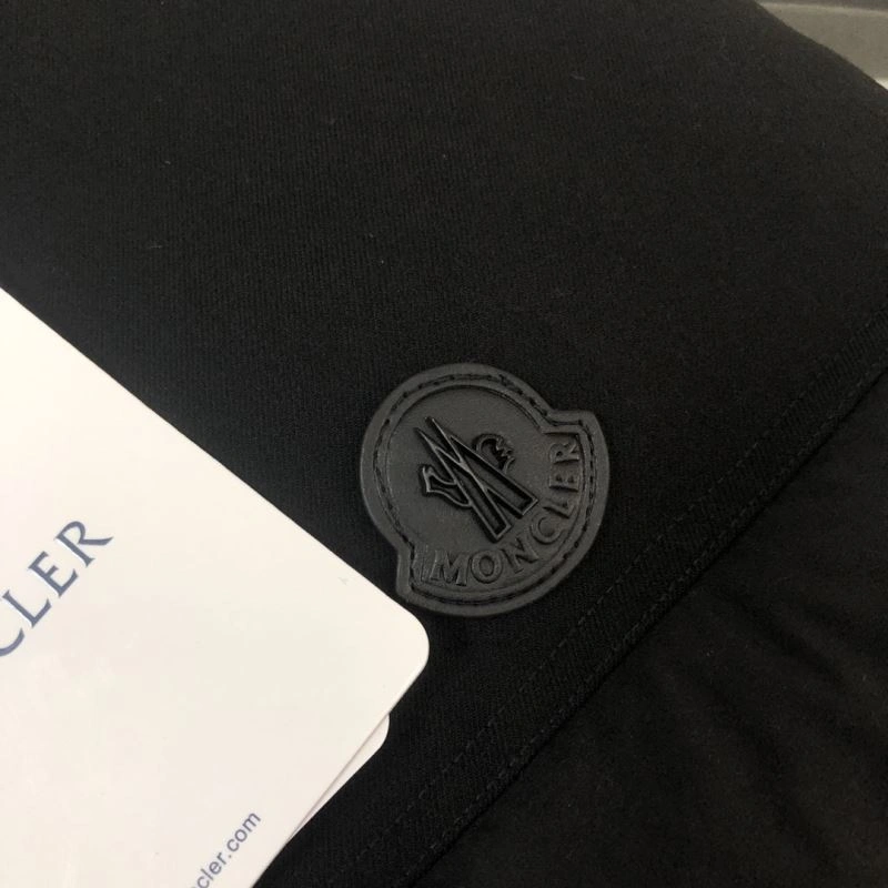 Breathable Moncler Down Jackets 143982