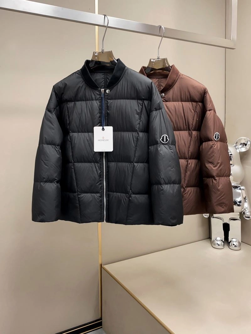 Moncler Down Jackets Breathable 144001