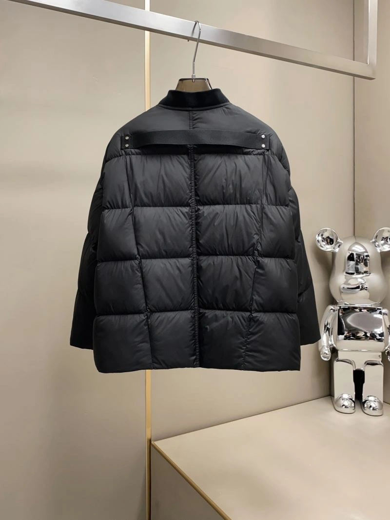 Moncler Down Jackets Breathable 144001