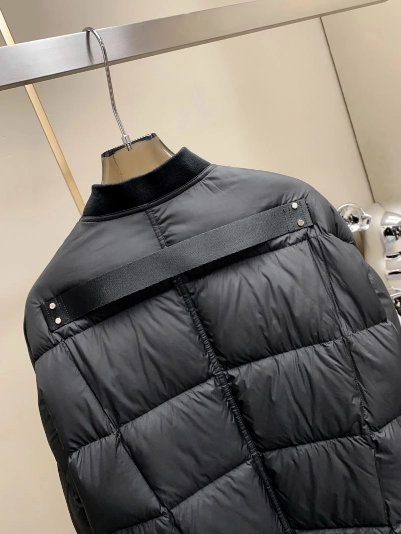 Moncler Down Jackets Breathable 144001