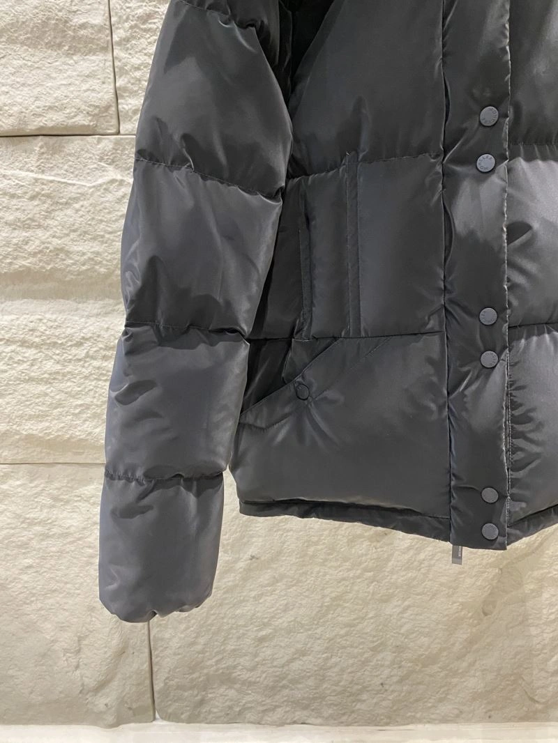 Moncler Down Jackets Cozy 143975