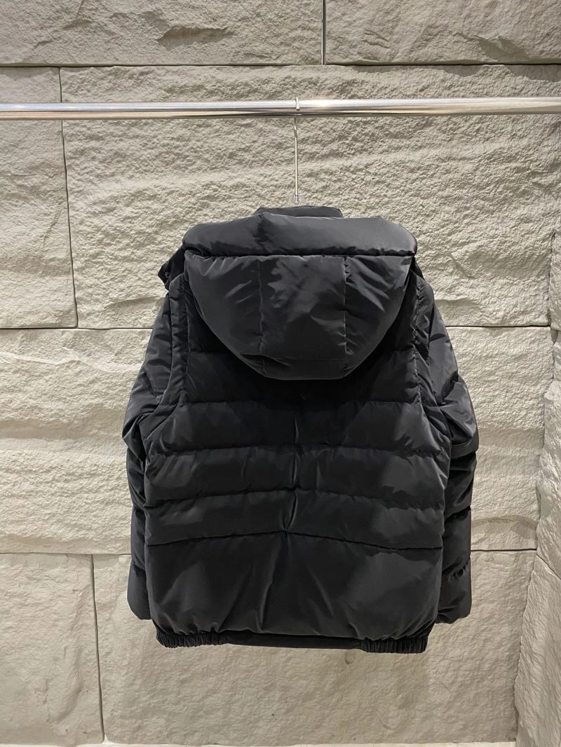 Moncler Down Jackets Cozy 143975