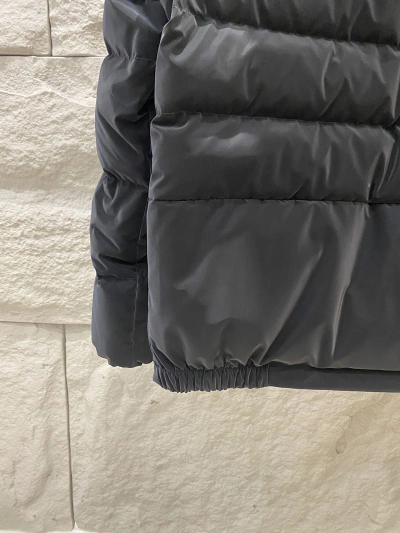 Moncler Down Jackets Cozy 143975