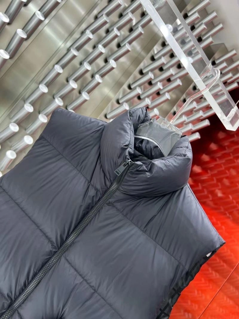 Neat Moncler Down Jackets 143968