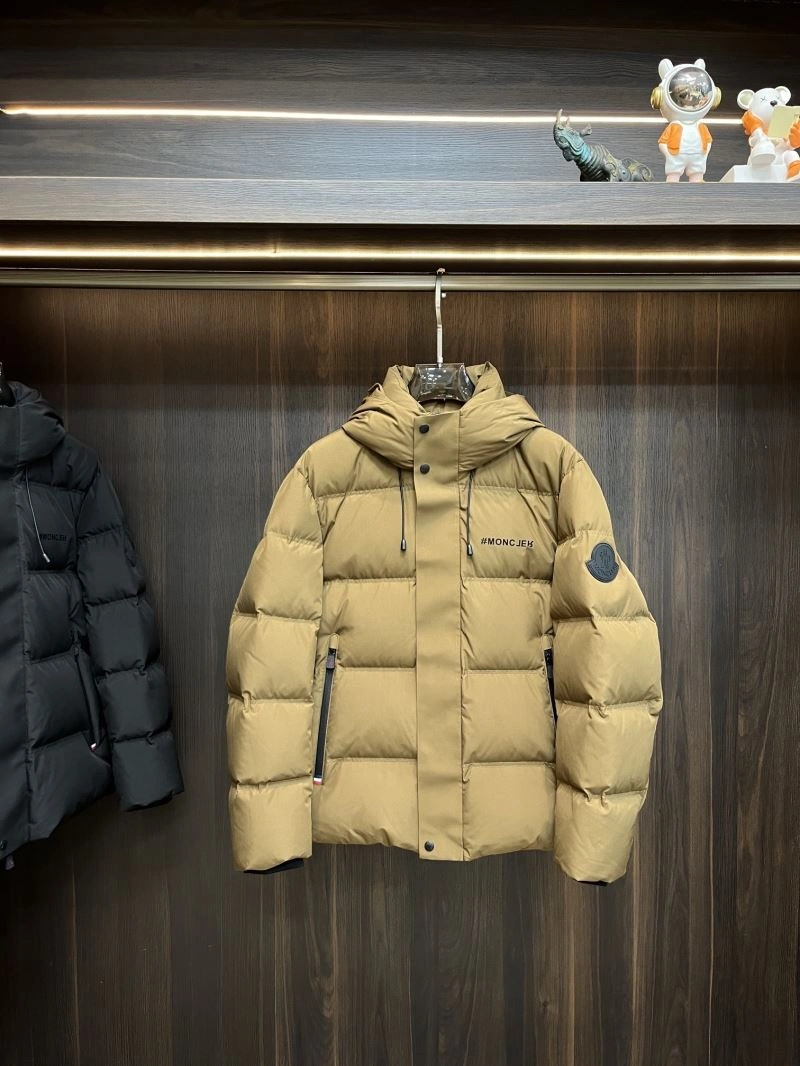 ComfortFit Moncler Down Jackets 143989