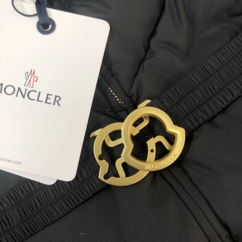 RelaxedFit Moncler Down Jackets 143963