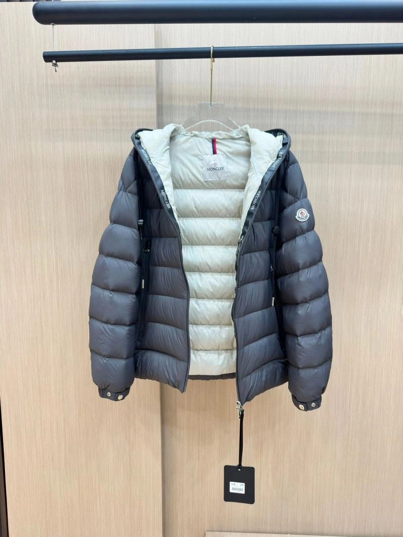 TechFriendly Moncler Down Jackets 143954