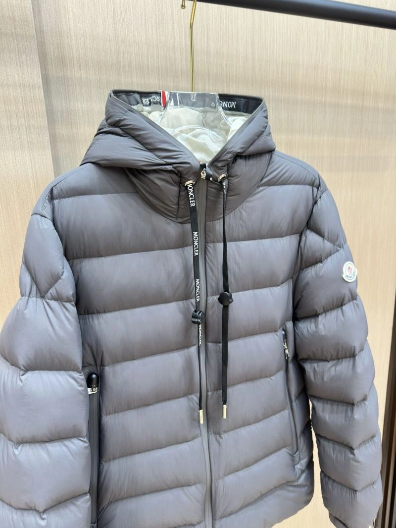 TechFriendly Moncler Down Jackets 143954