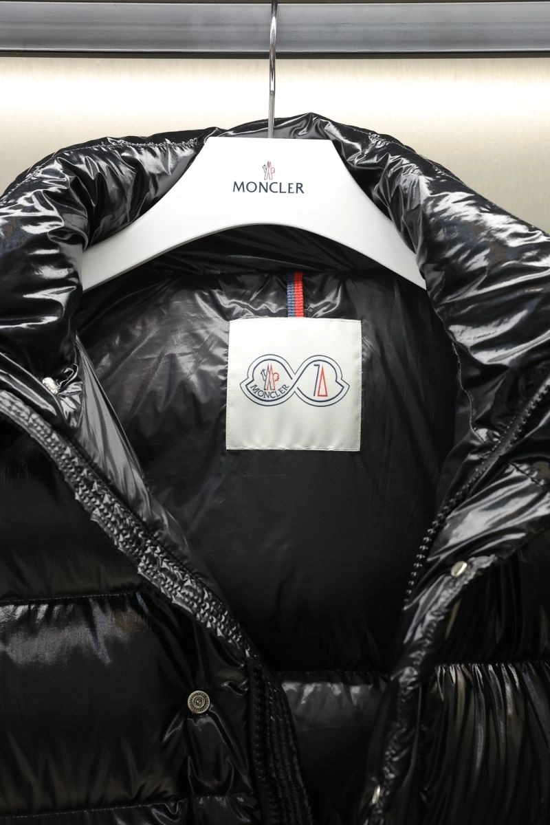 Moncler Down Jackets Tailored 143951