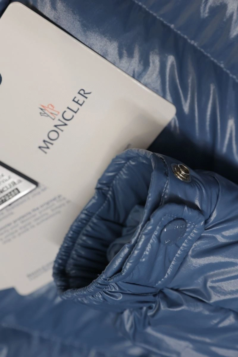 Moncler Down Jackets Sustainable 143952