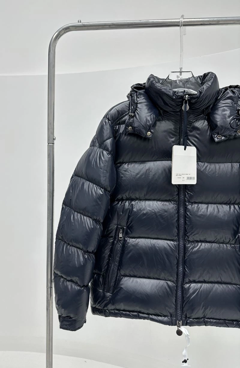 Moncler Down Jackets ZipUp 143947