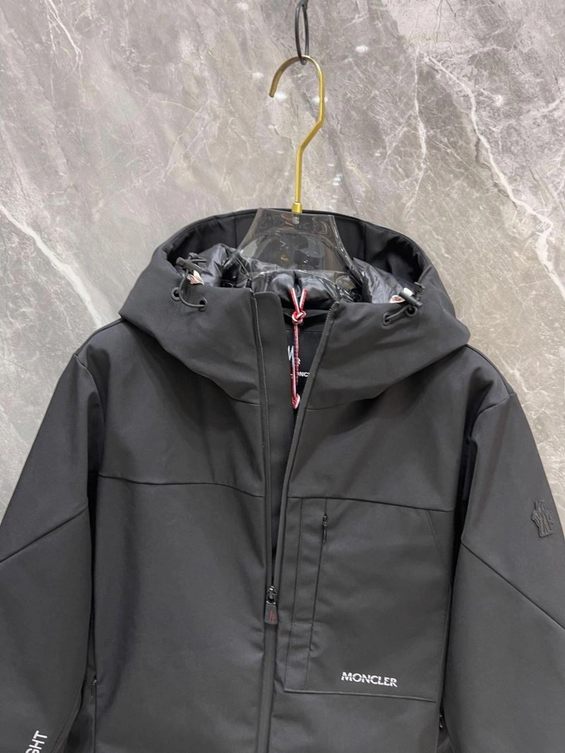 Seasonal Moncler Down Jackets 143943