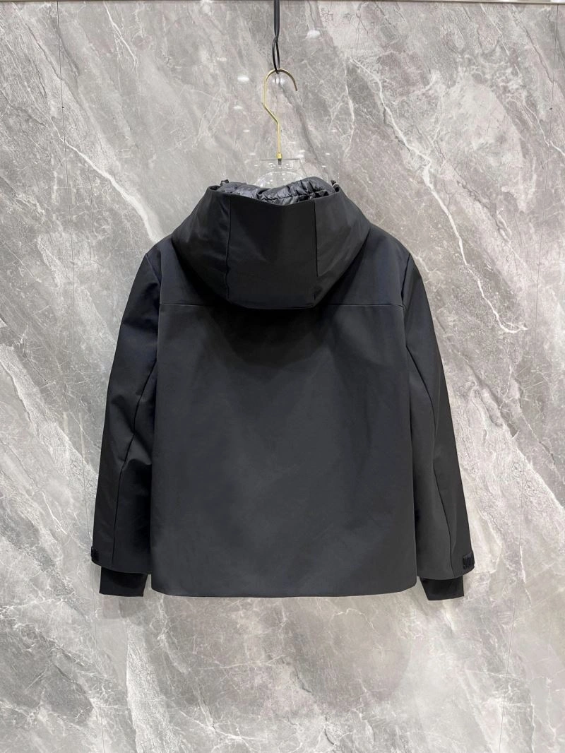 Moncler Down Jackets Soft 143942