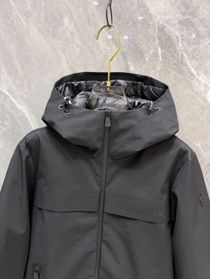 Moncler Down Jackets Soft 143942