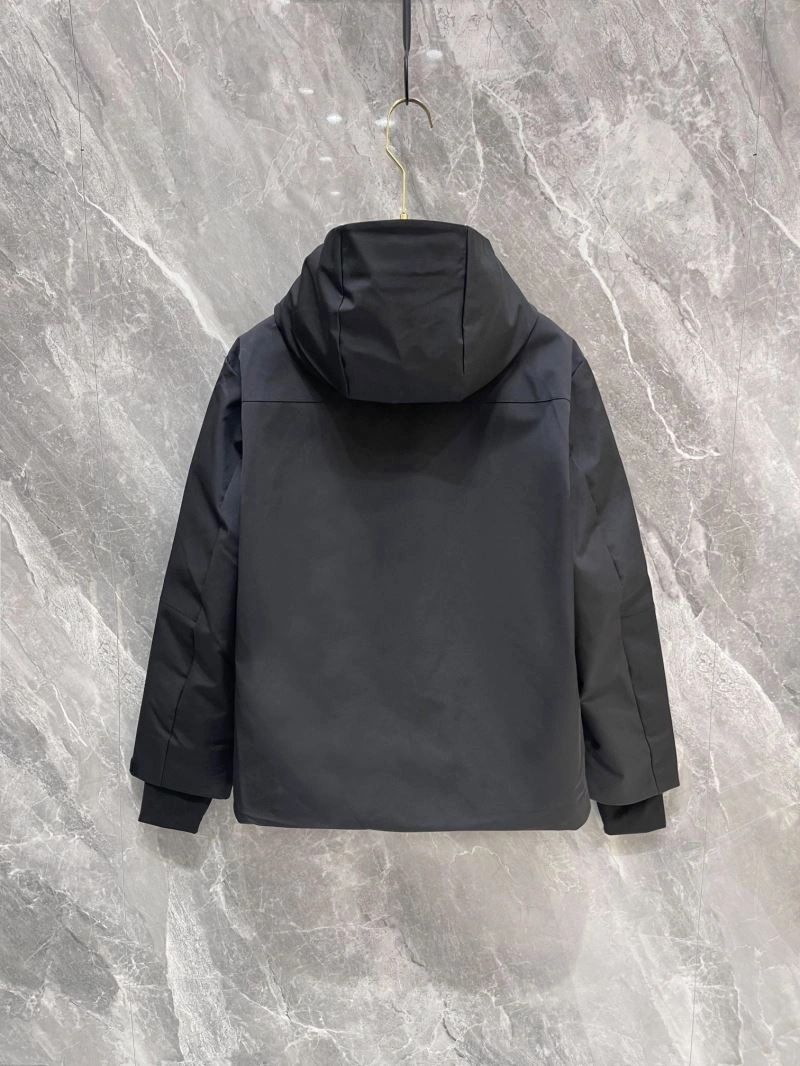 Moncler Down Jackets FlexibleFit 143932