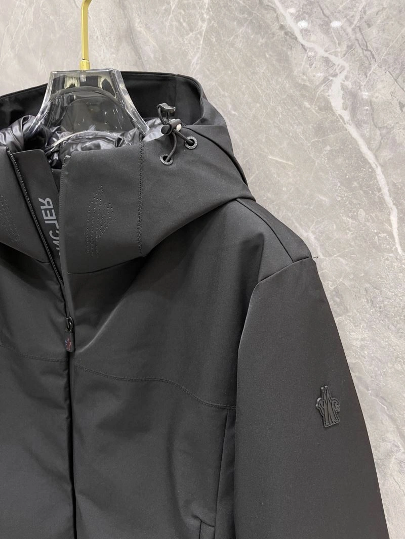 Moncler Down Jackets FlexibleFit 143932