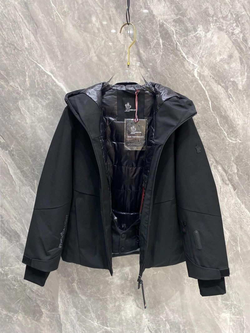 Chic Moncler Down Jackets 143924