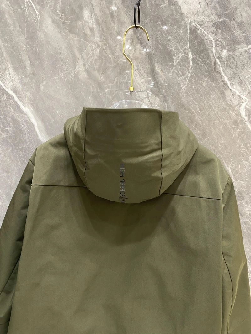 WellDesigned Moncler Down Jackets 143928