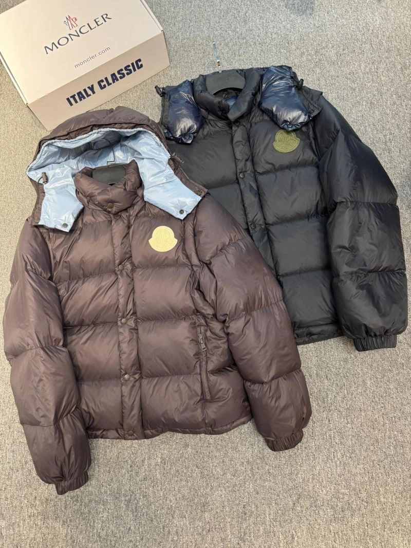 Moncler Down Jackets Fashionable 143934
