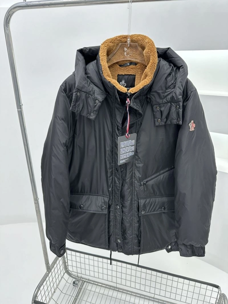 Moncler Down Jackets Minimalist 143927