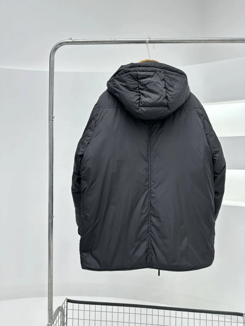 Moncler Down Jackets Minimalist 143927