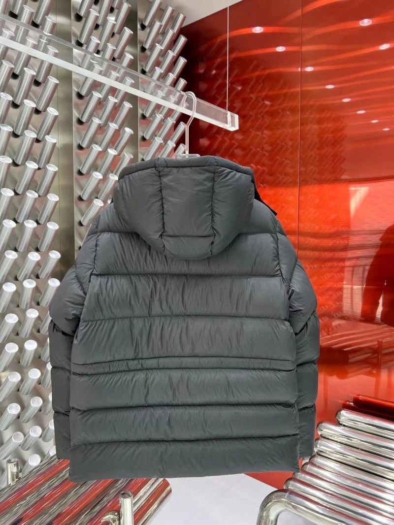 Original Moncler Down Jackets 143923