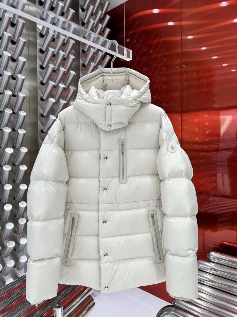 Effortless Moncler Down Jackets 143926