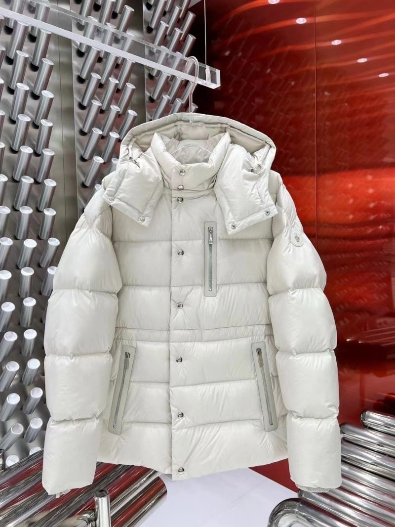 Effortless Moncler Down Jackets 143926