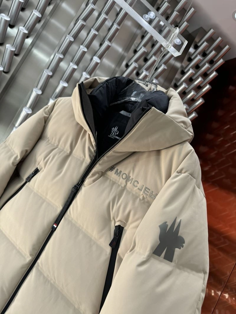 Moncler Down Jackets Classic 143935